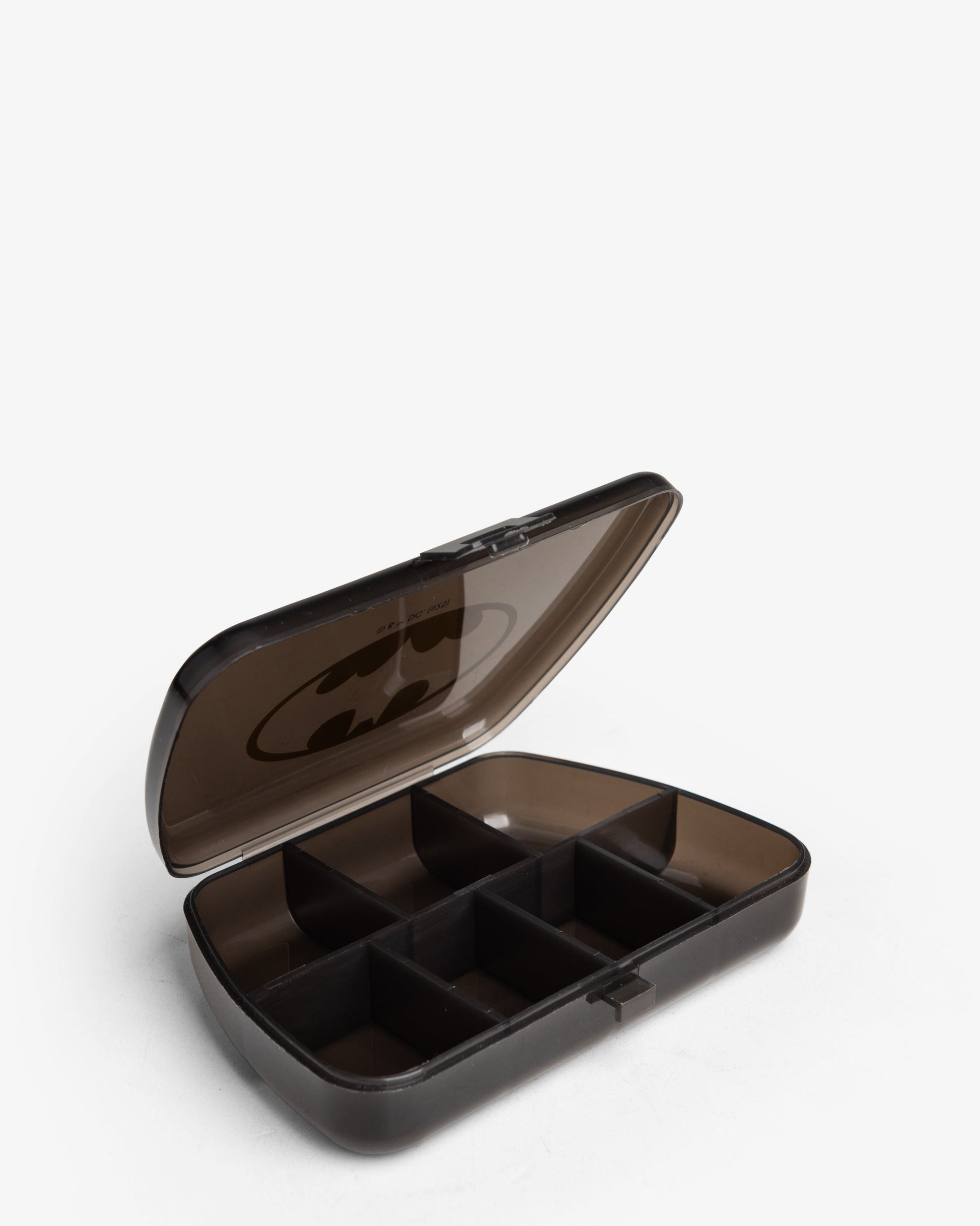 pill-box-7-days-organizer-batman-p5 Smartshake_7-days-PillBox_Organizer_Batman_open.jpg