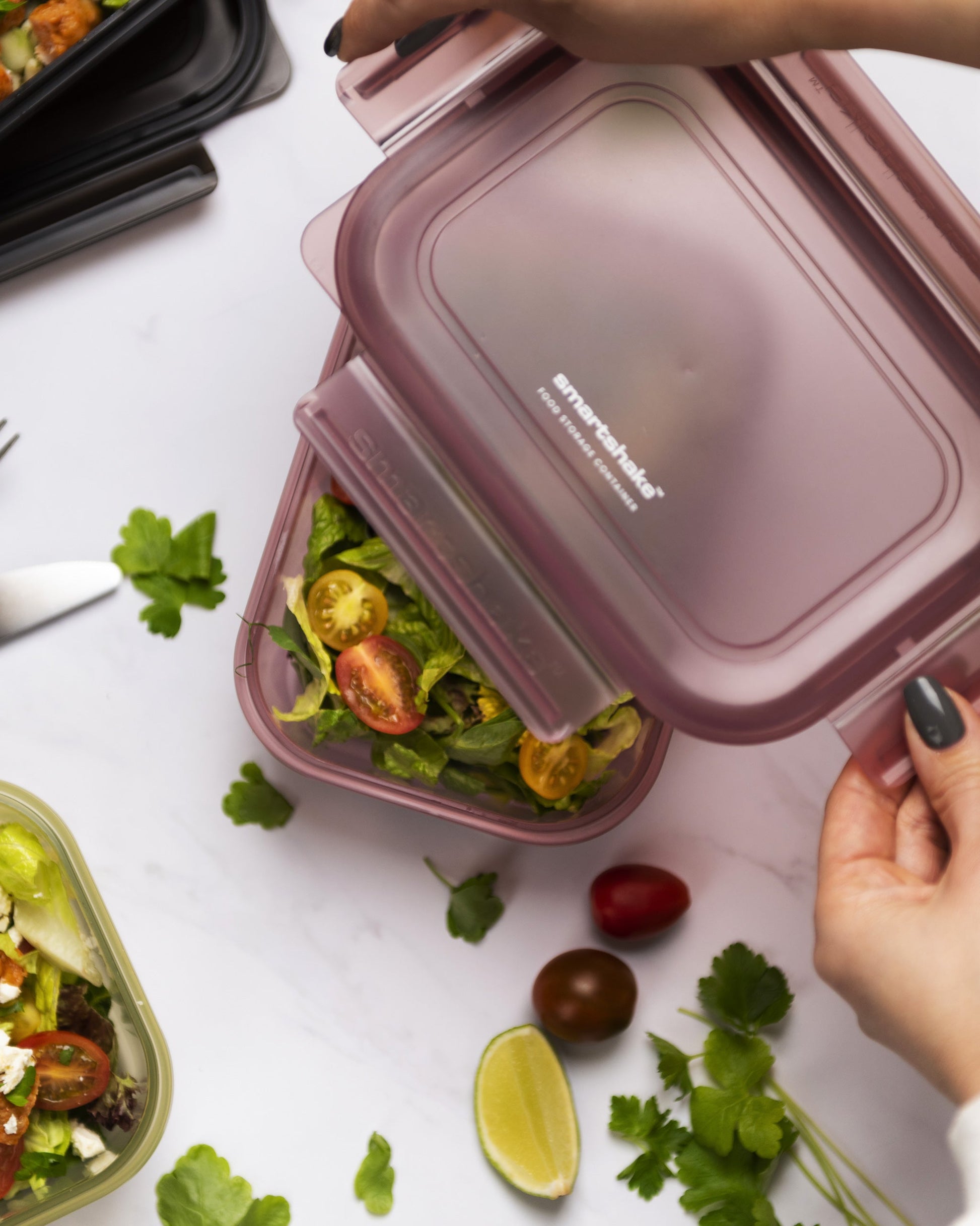 food-storage-container-deep-rose-u2 Smartshake_Food_Storage_Container_Deep_Rose_Lifestyle2.jpg