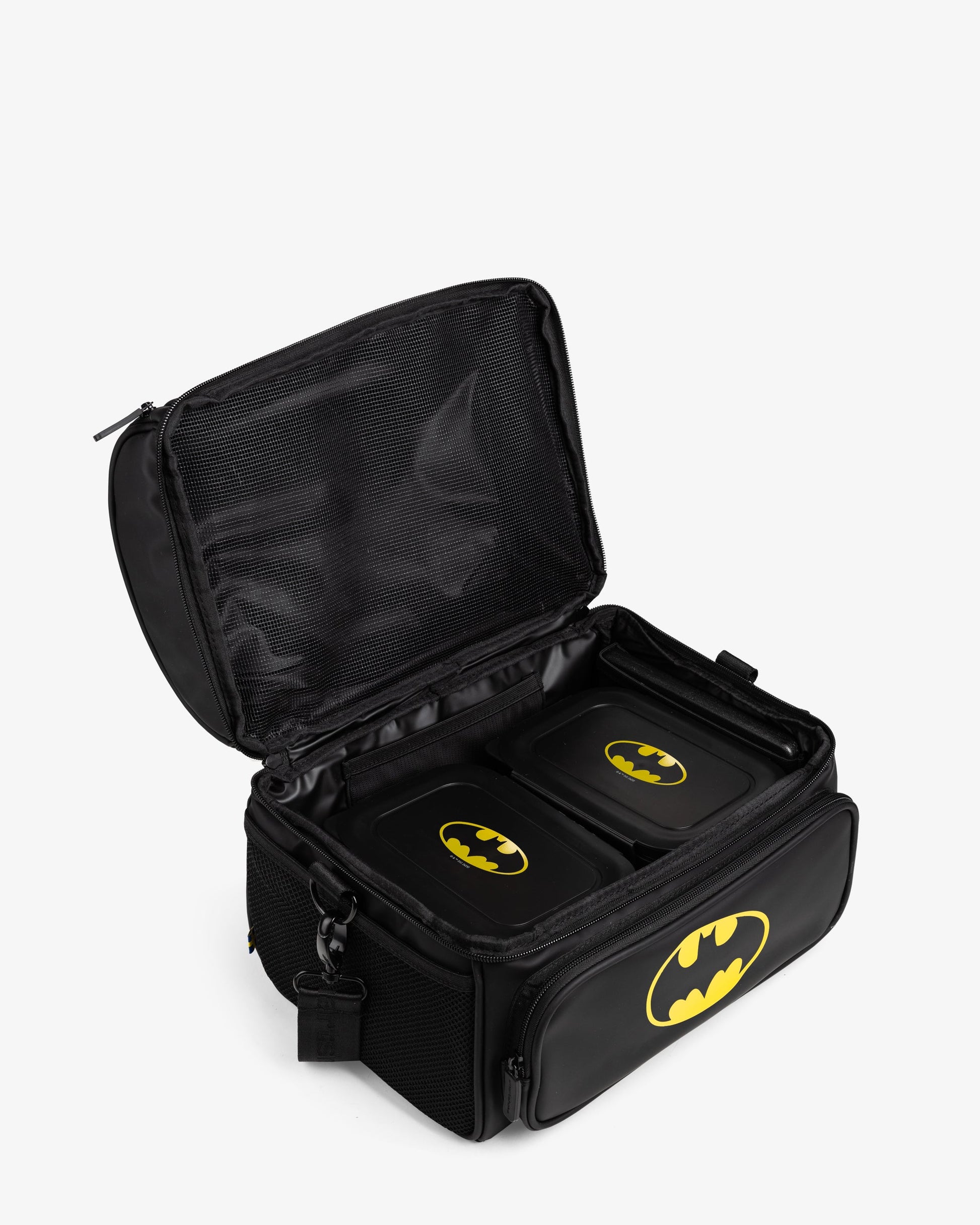 meal-prep-bag-batman-with-4-food-containers-and-2-ice-packs-u4 Smartshake_Meal_Prep_Bag_Batman_open.jpg