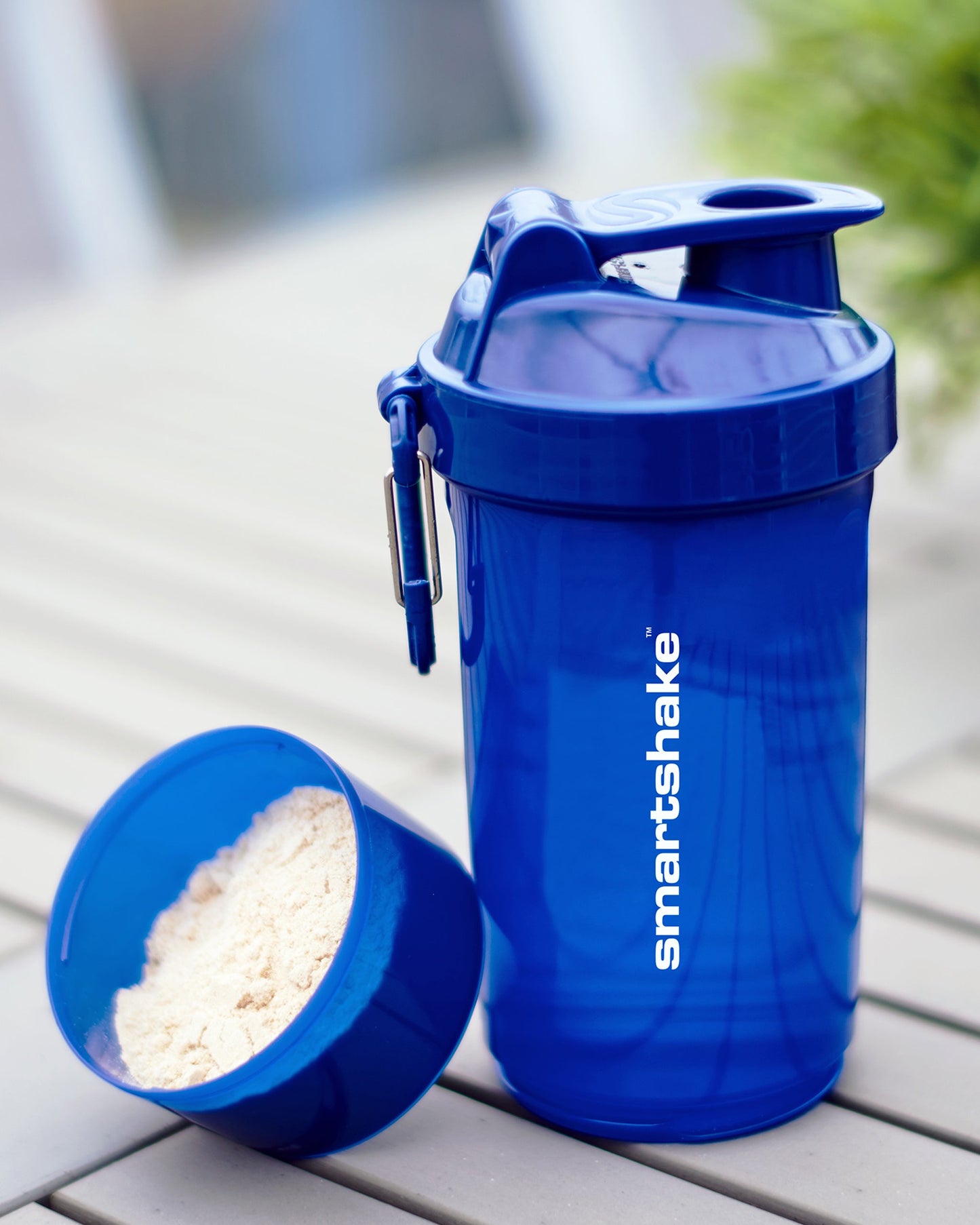 original2go-one-navy-blue-u6 Smartshake_Original2GoONE_Navy_Blue_lifestyle.jpg