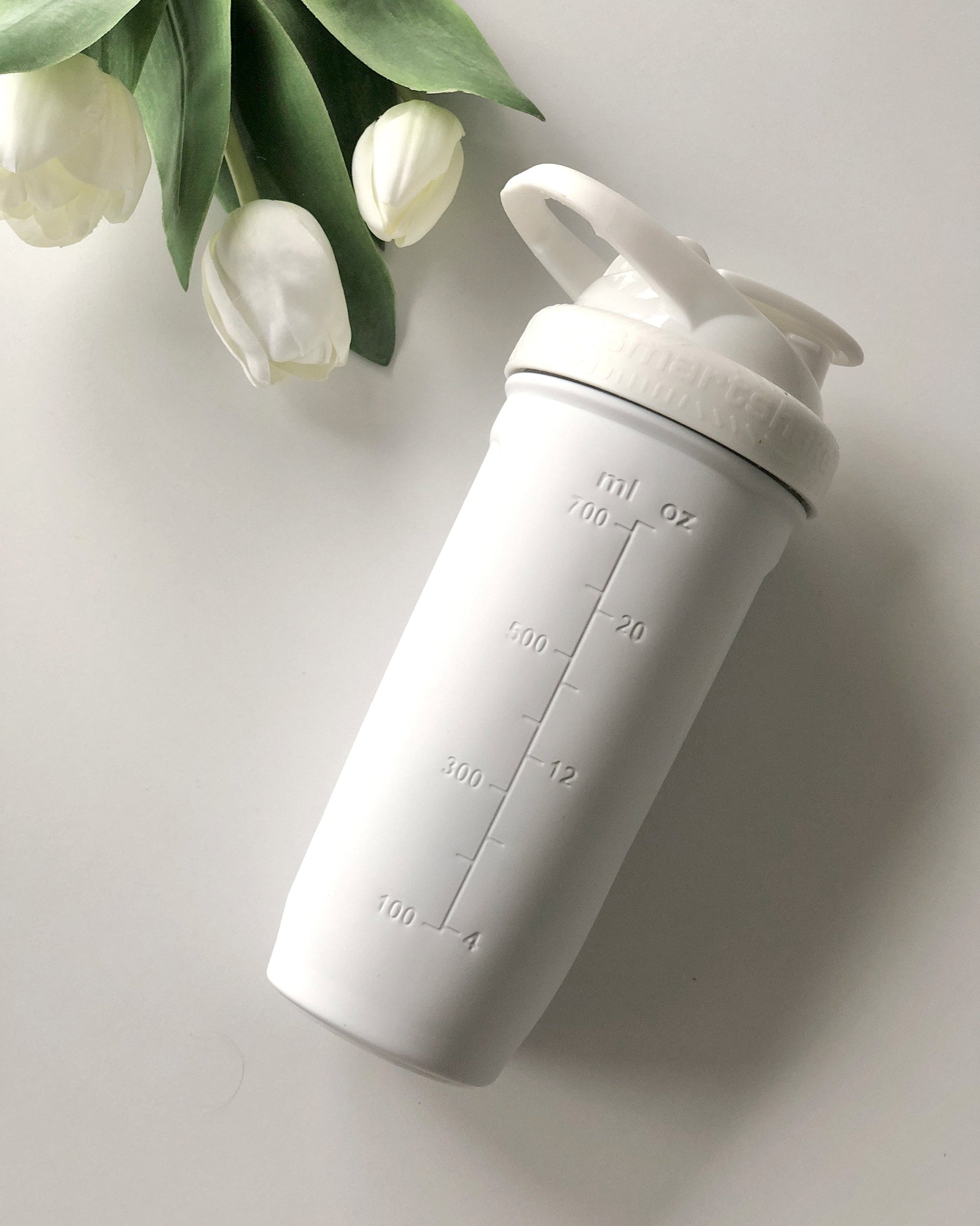 reforce-stainless-steel-white-q8 Smartshake_Reforce_Stainless_Steel_MTV_Logo_LS2_c201ff2a-8205-41aa-9b99-8a96c8ee650e.jpg
