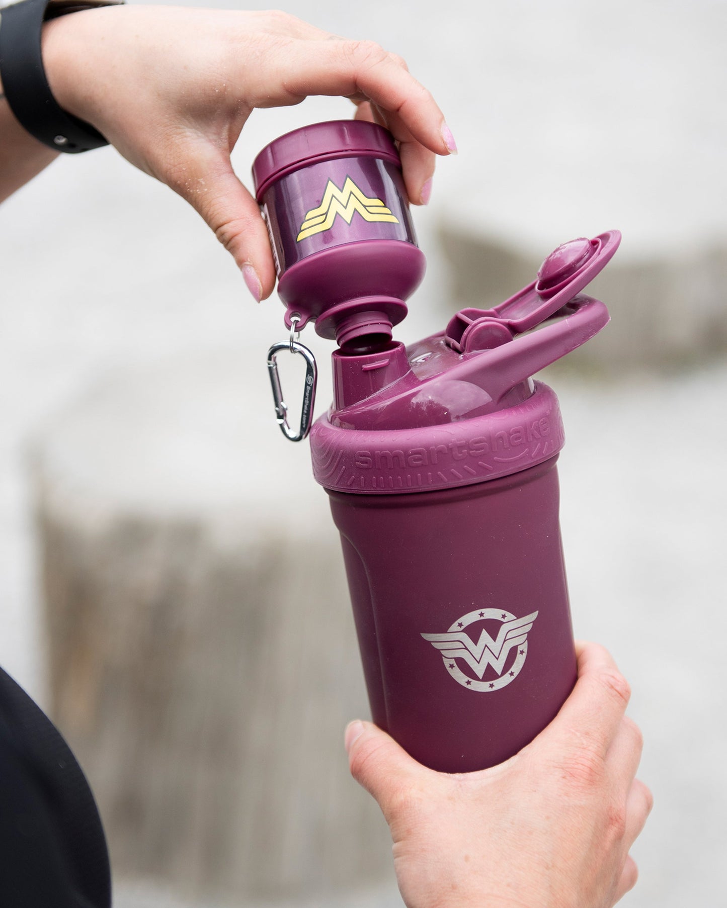 whey2go-funnel-wonder-woman-z9 Smartshake_Whey2Go_Wonderman_Lifestyle.jpg